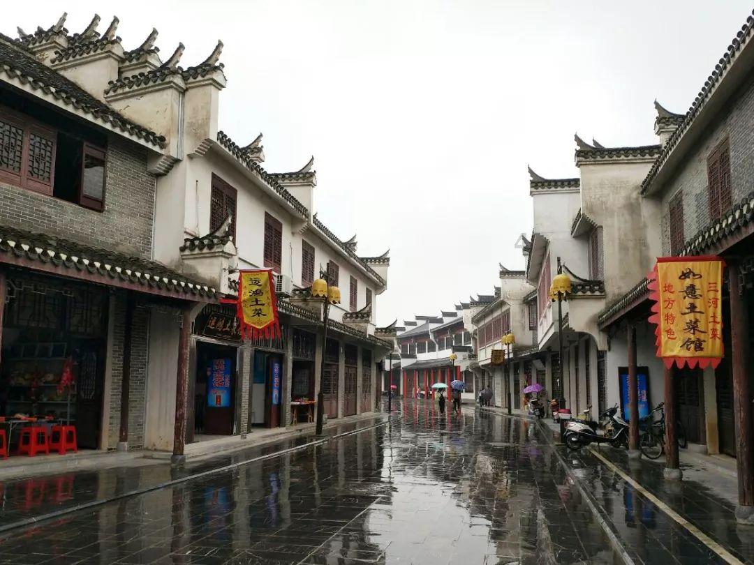 威宁雪山镇的亿元产业,马铃薯、苹果、畜牧业